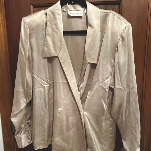 rene rowan Tops - Rene Rowan women’s silk blouse size 14 vintage